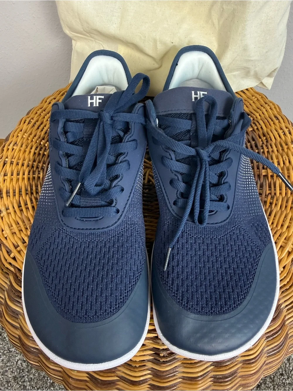 HIKE Women's Athletic Lace-Up Shoes in Navy Blue - 10